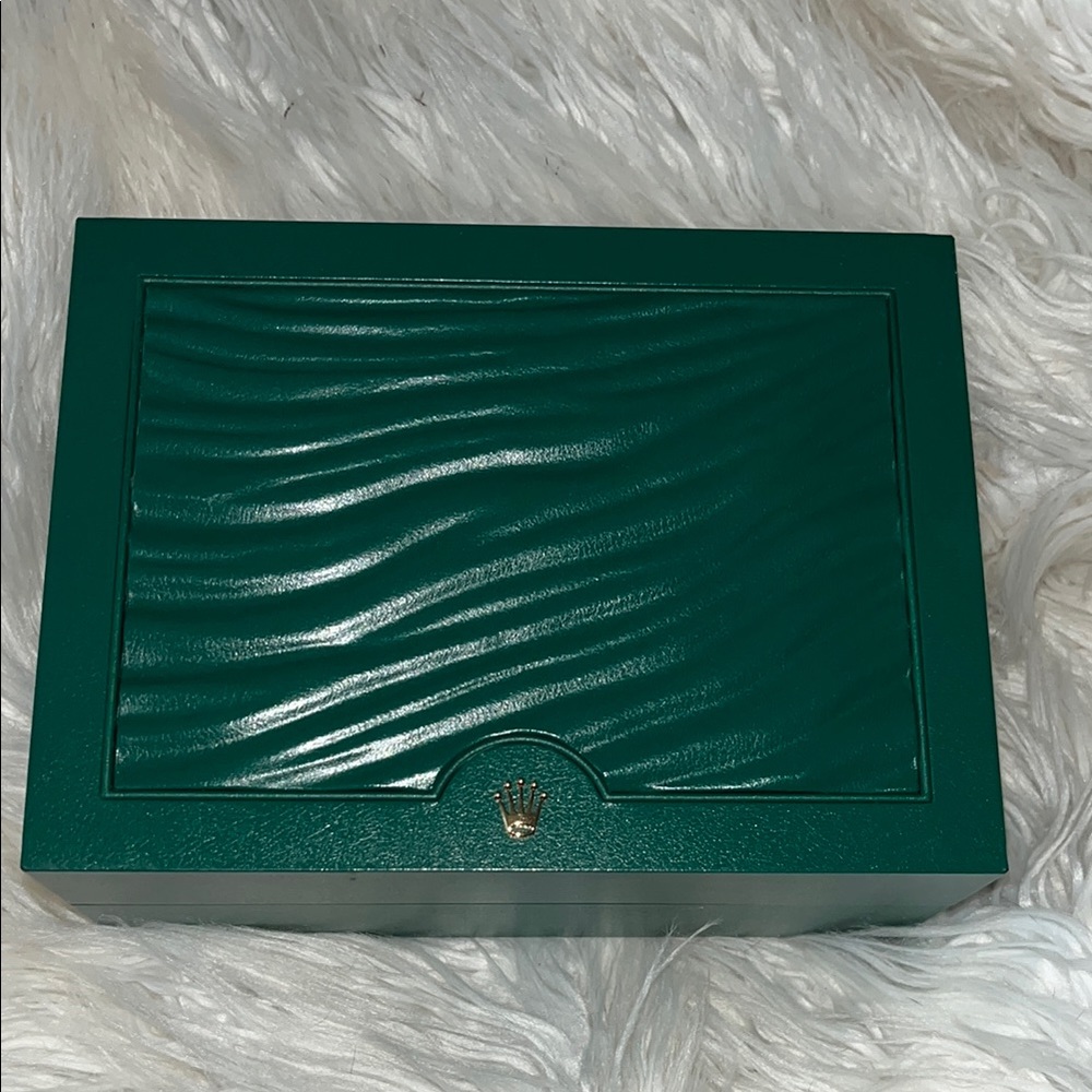 Rolex Green Textured Jewelry BoxRolex Box perfect condition